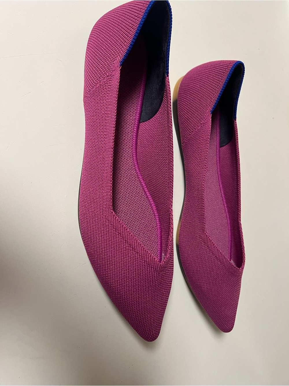 Woman’s Flats - Picture 2 of 5